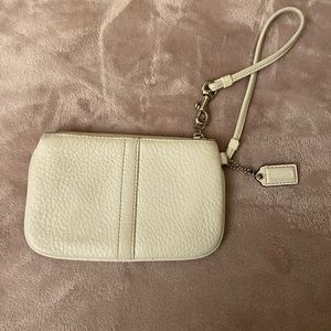 White Leather Coach Wristlet Wallet